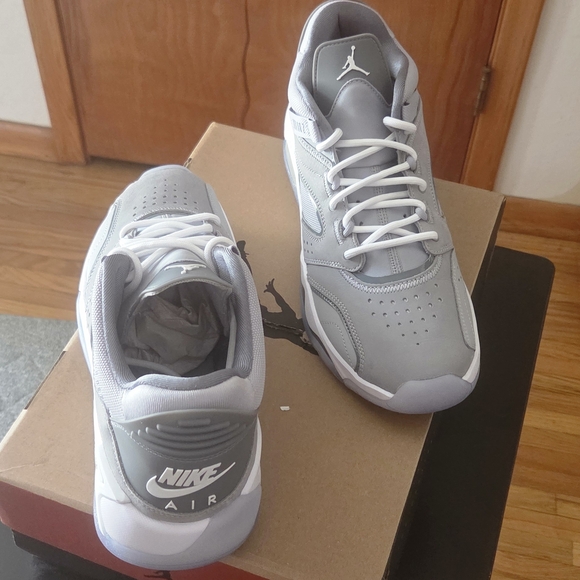 Jordan Point Lane 'Cool Grey' Men 10 $65.00 NWOT Ultra Crispy - Picture 9 of 12